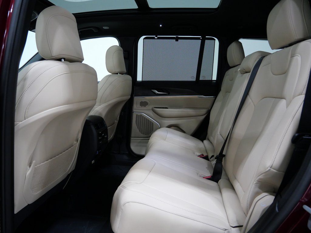 2025 Jeep Grand Cherokee Limited - Photo 25