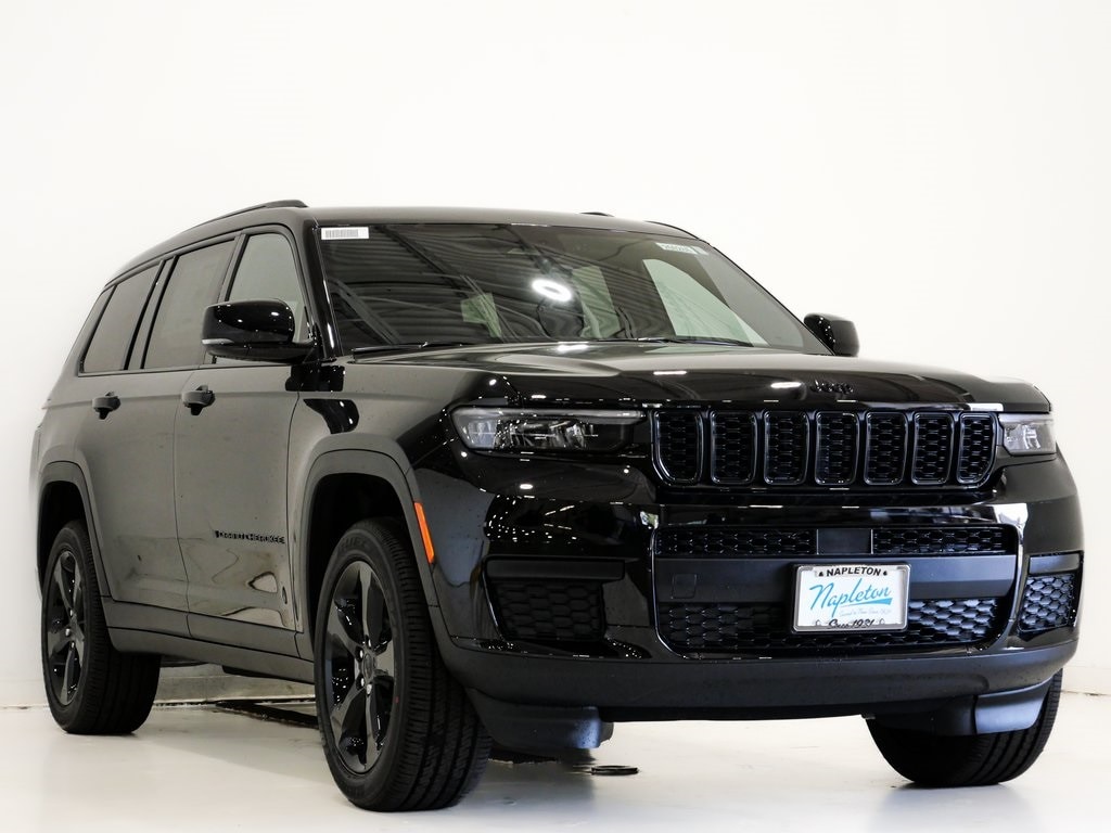 2025 Jeep Grand Cherokee L Altitude's photo