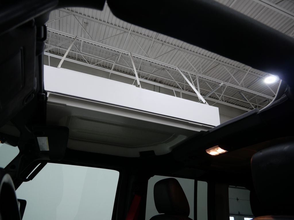 Used 2017 Jeep Wrangler Unlimited Rubicon Recon SUV