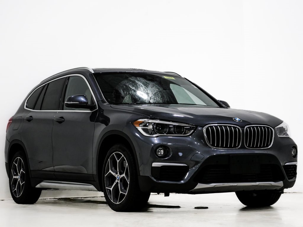 2019 BMW X1 28i's photo