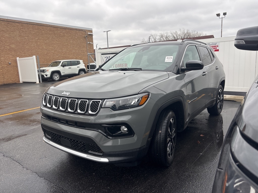 2023 Jeep Compass Limited's photo