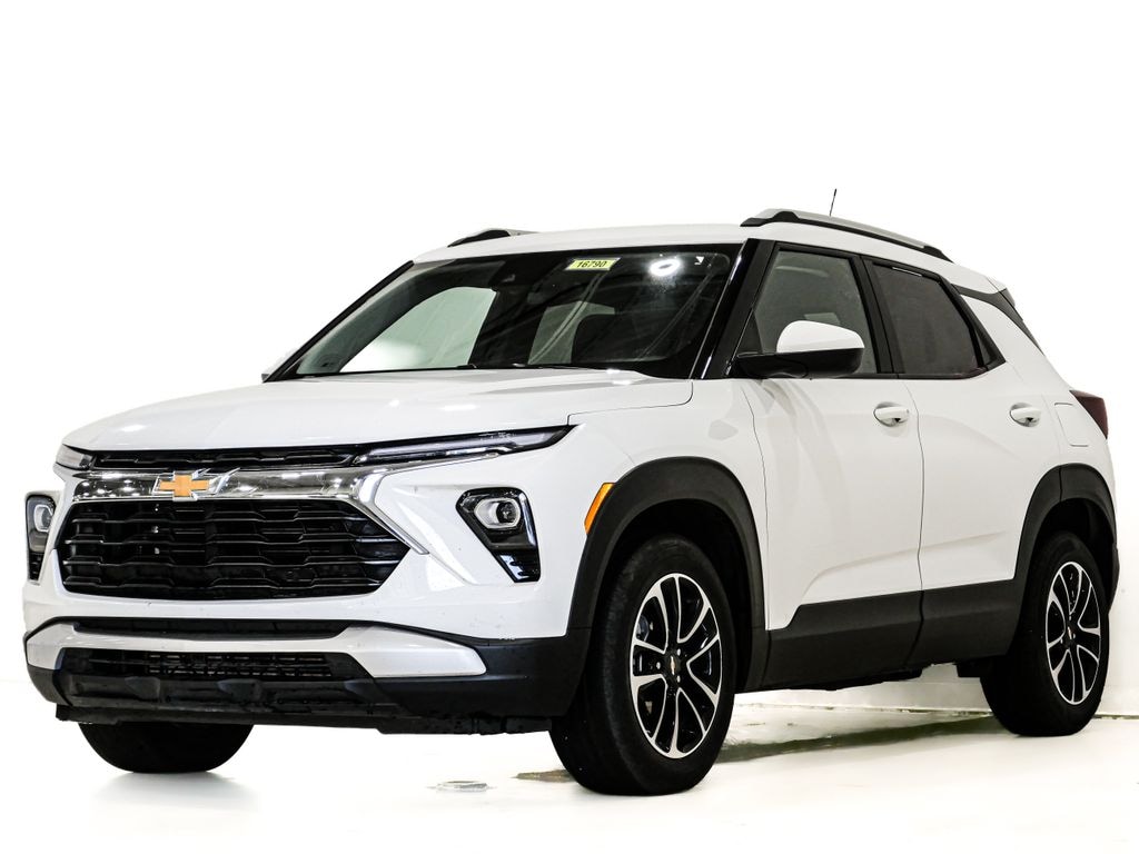 Used 2025 Chevrolet Trailblazer LT SUV