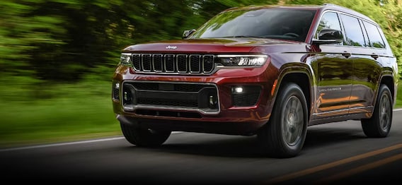 Jeep Compass vs Jeep Grand Cherokee Comparison Review