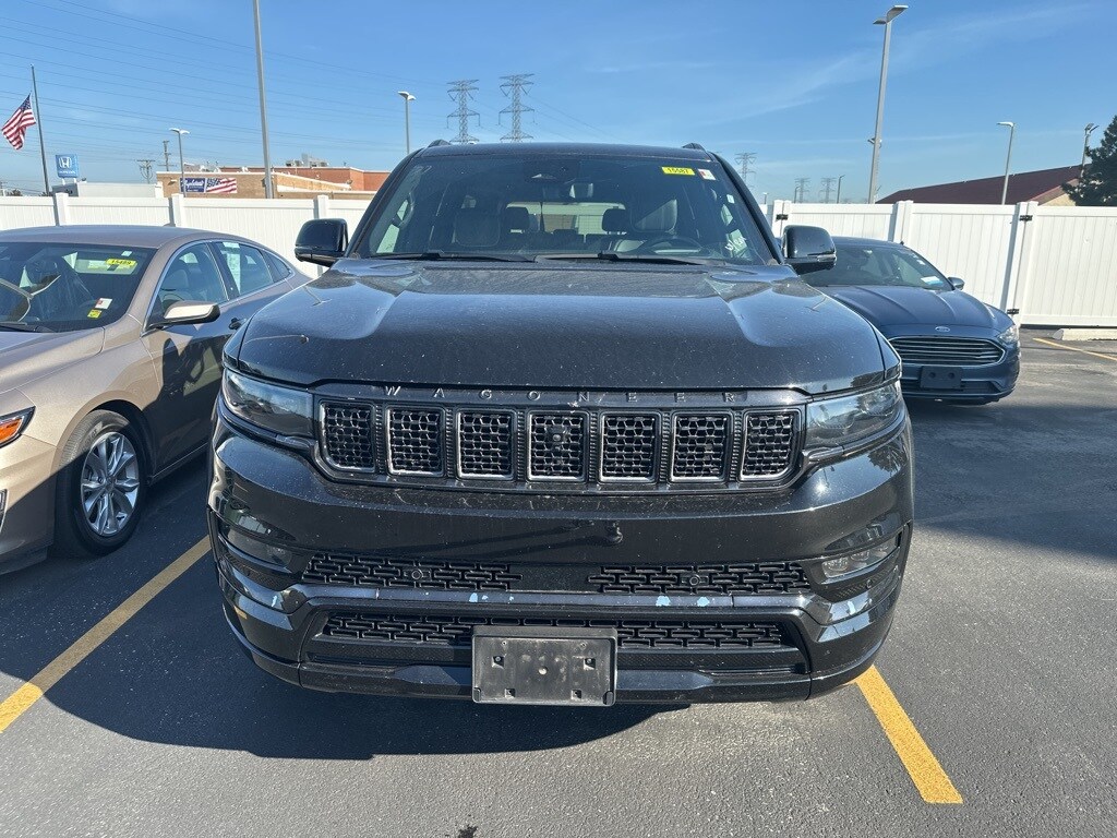 2024 Jeep Grand Wagoneer L II photo 2