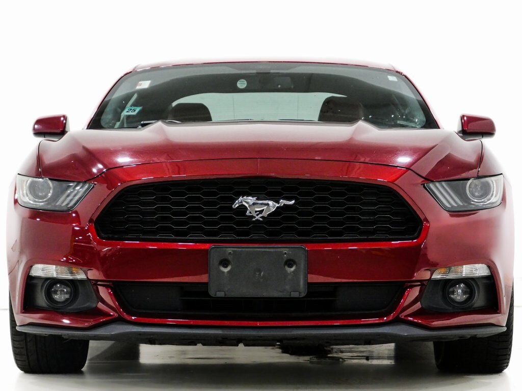 2016 Ford Mustang EcoBoost photo 2