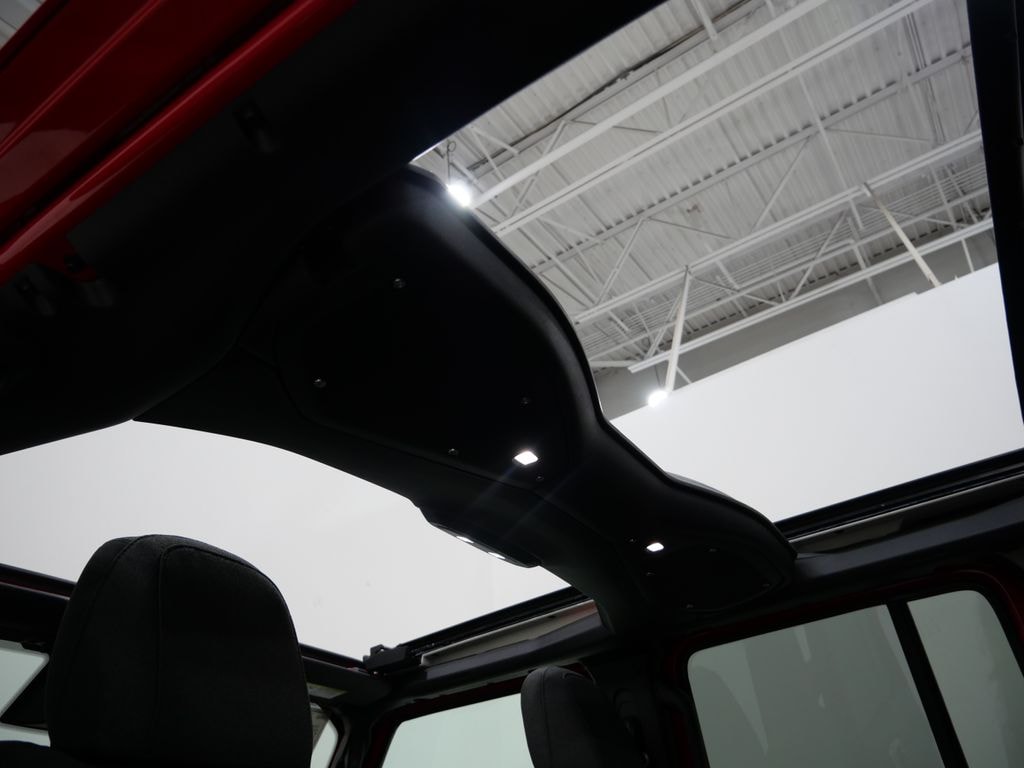 New 2026 Jeep Wrangler 4-DOOR SPORT S Sport Utility