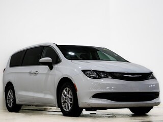 2023 Chrysler Voyager LX Minivan/Van