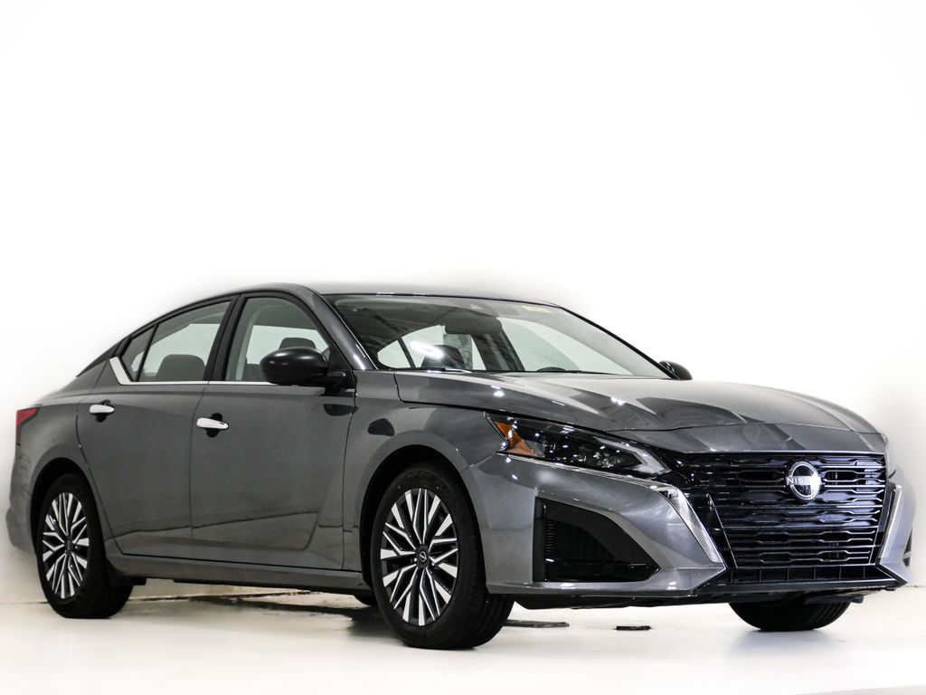 2025 Nissan Altima