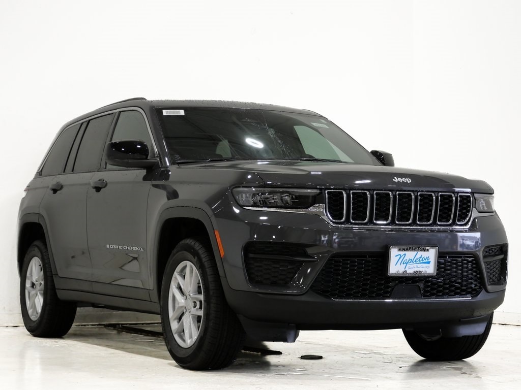 New 2025 Jeep Grand Cherokee LAREDO X 4X4 Sport Utility