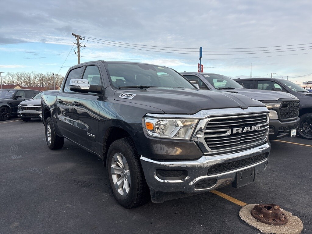 2024 Ram 1500 Laramie photo 3