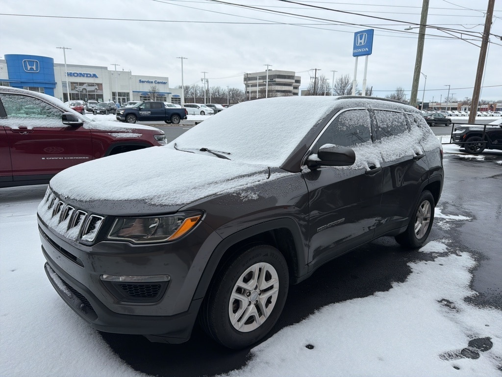 2019 Jeep Compass Sport's photo