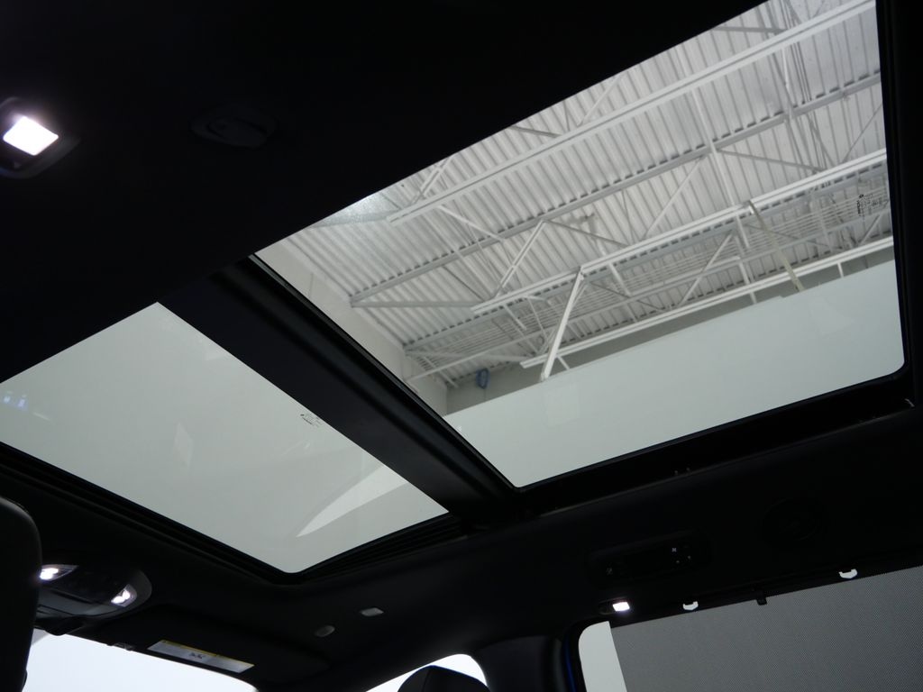 New 2027 Chrysler Pacifica LIMITED AWD Passenger Van