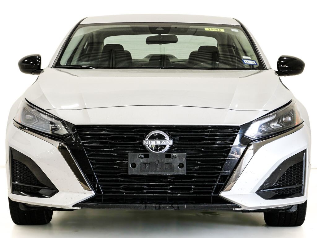 Used 2024 Nissan Altima 2.5 SR Sedan