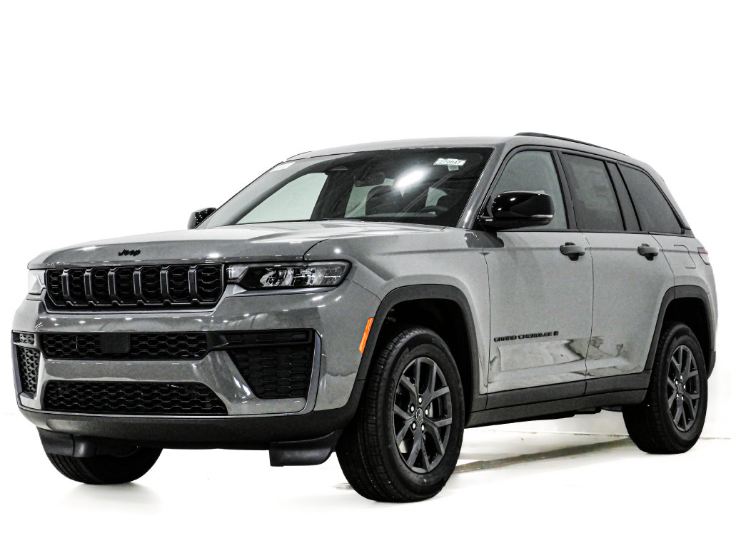 New 2027 Jeep Grand Cherokee 2 Row LAREDO 4X4 Sport Utility
