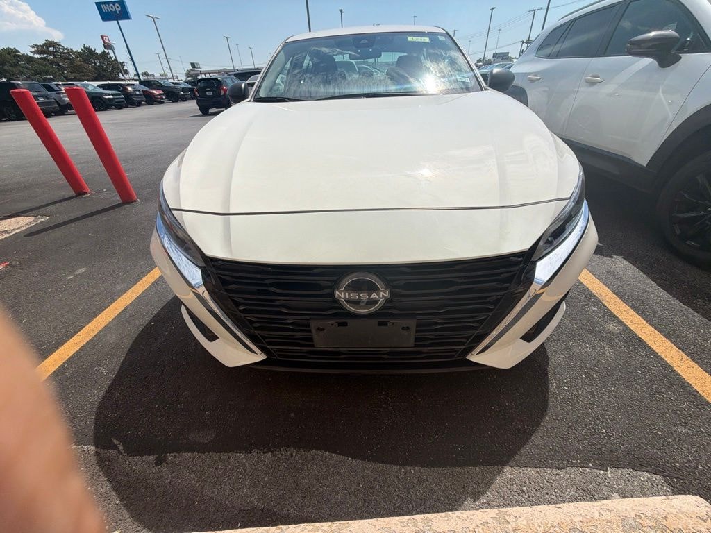 Used 2024 Nissan Altima 2.5 S Sedan