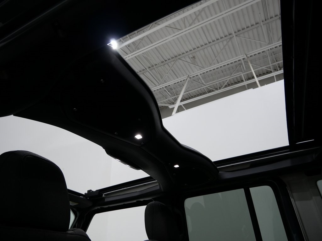 New 2026 Jeep Wrangler 4-DOOR WILLYS Sport Utility