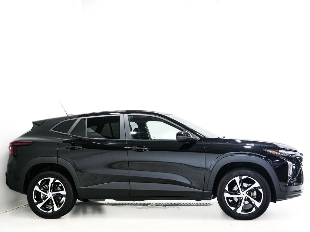 Used 2024 Chevrolet Trax 1RS SUV