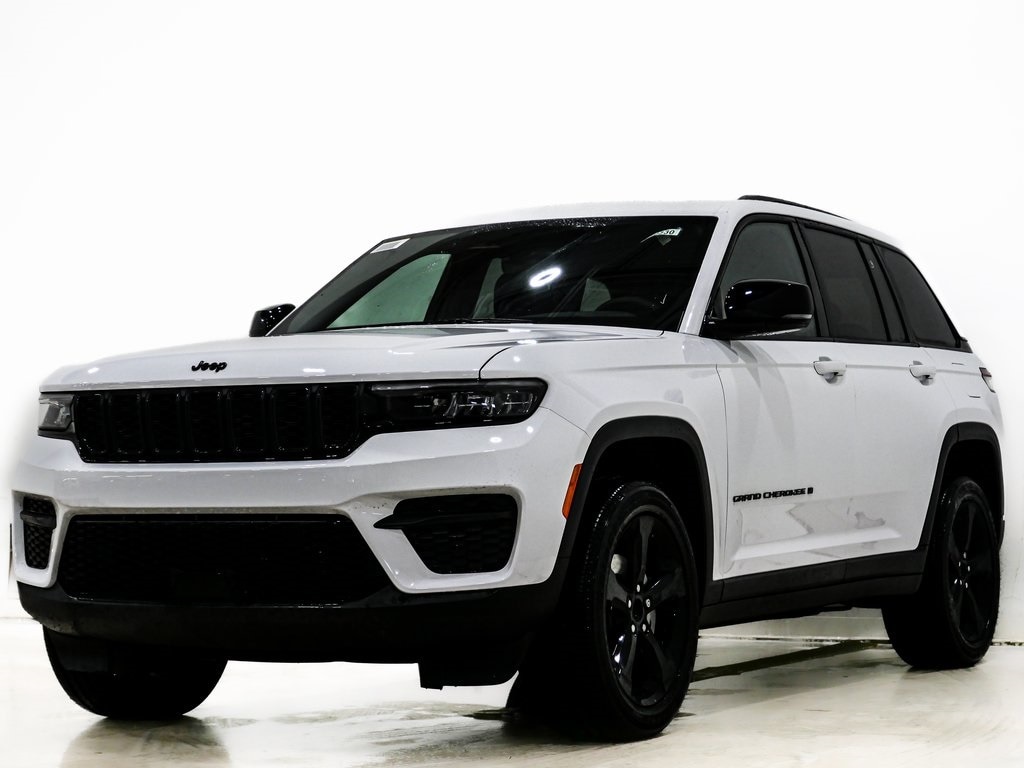 New 2025 Jeep Grand Cherokee ALTITUDE X 4X4 Sport Utility
