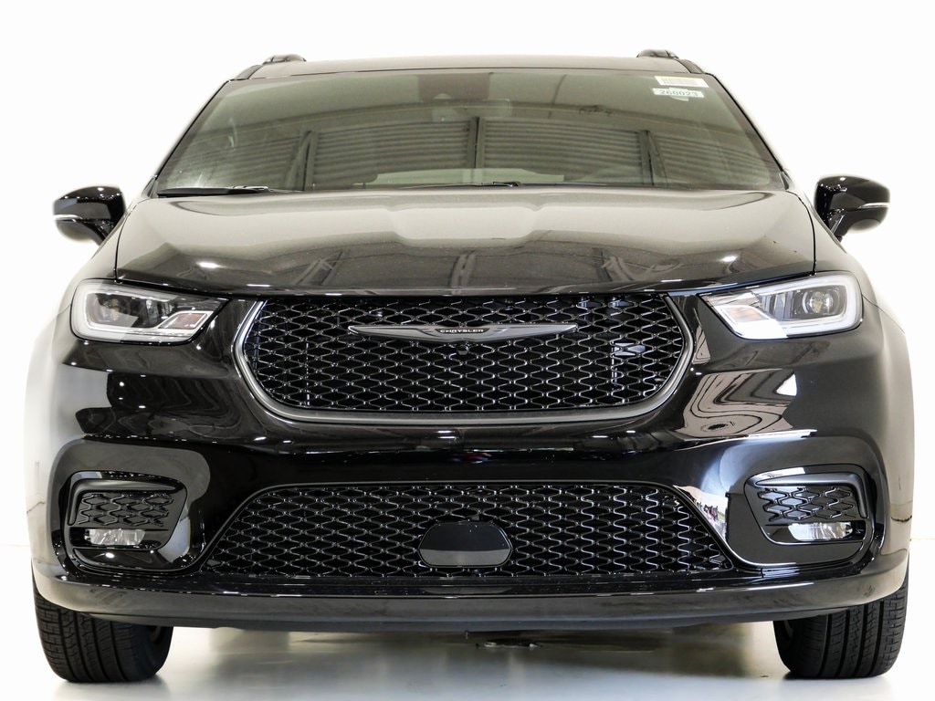 New 2026 Chrysler Pacifica SELECT Passenger Van