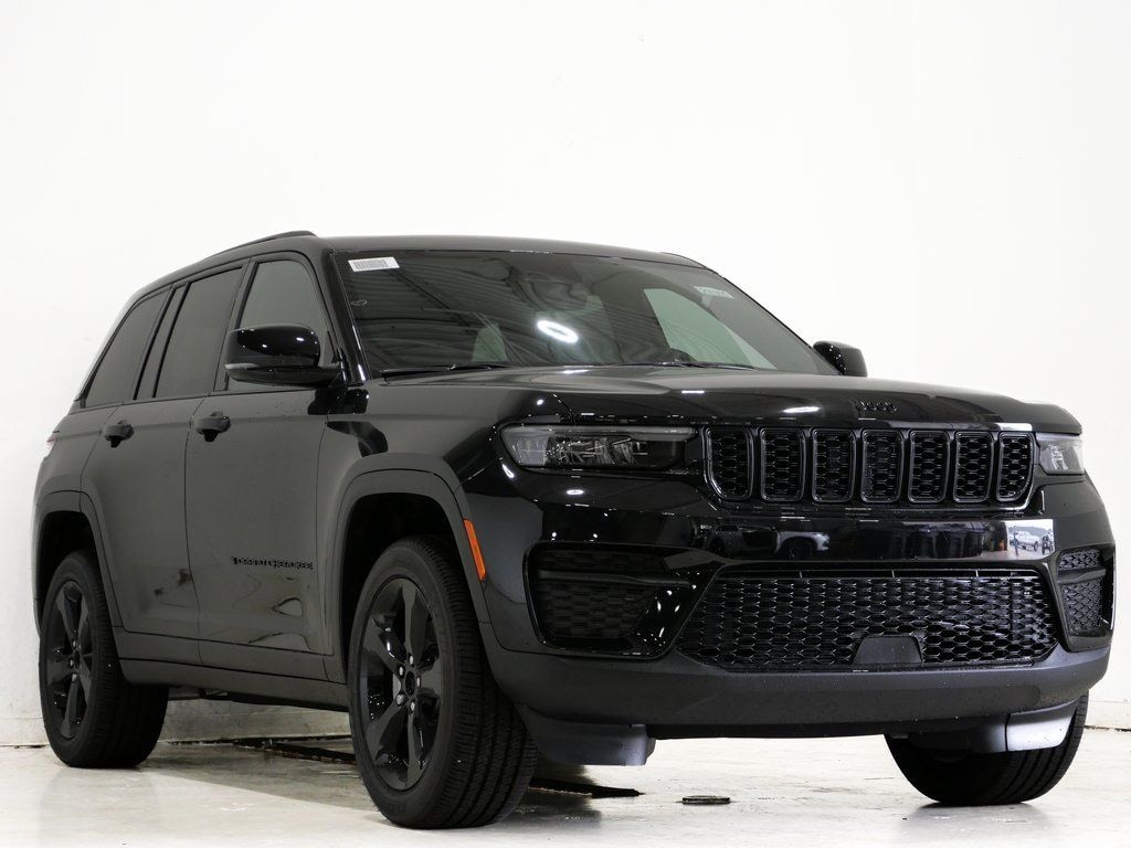 New 2025 Jeep Grand Cherokee ALTITUDE X 4X4 Sport Utility