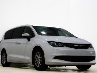 2023 Chrysler Voyager LX Minivan/Van