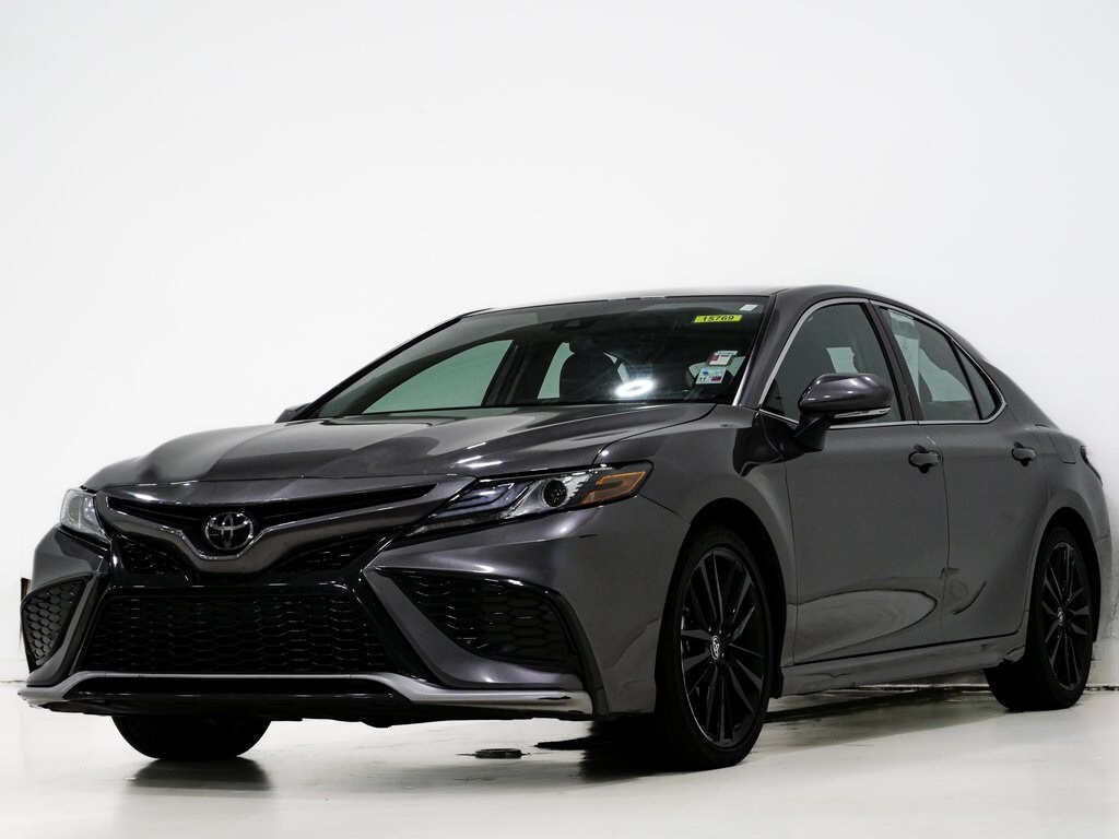 2024 Toyota Camry XSE photo 3