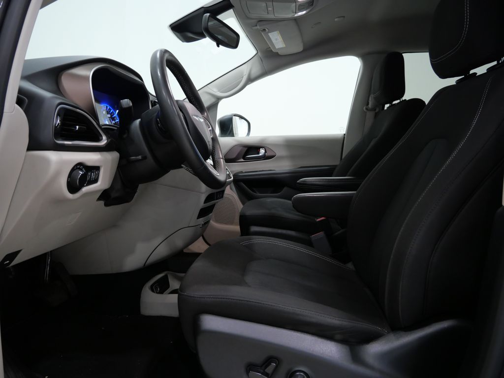 Photo 12
