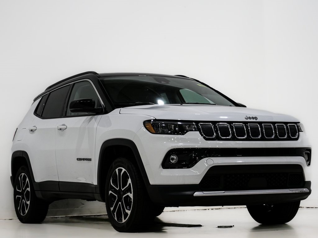 2022 Jeep Compass Limited's photo