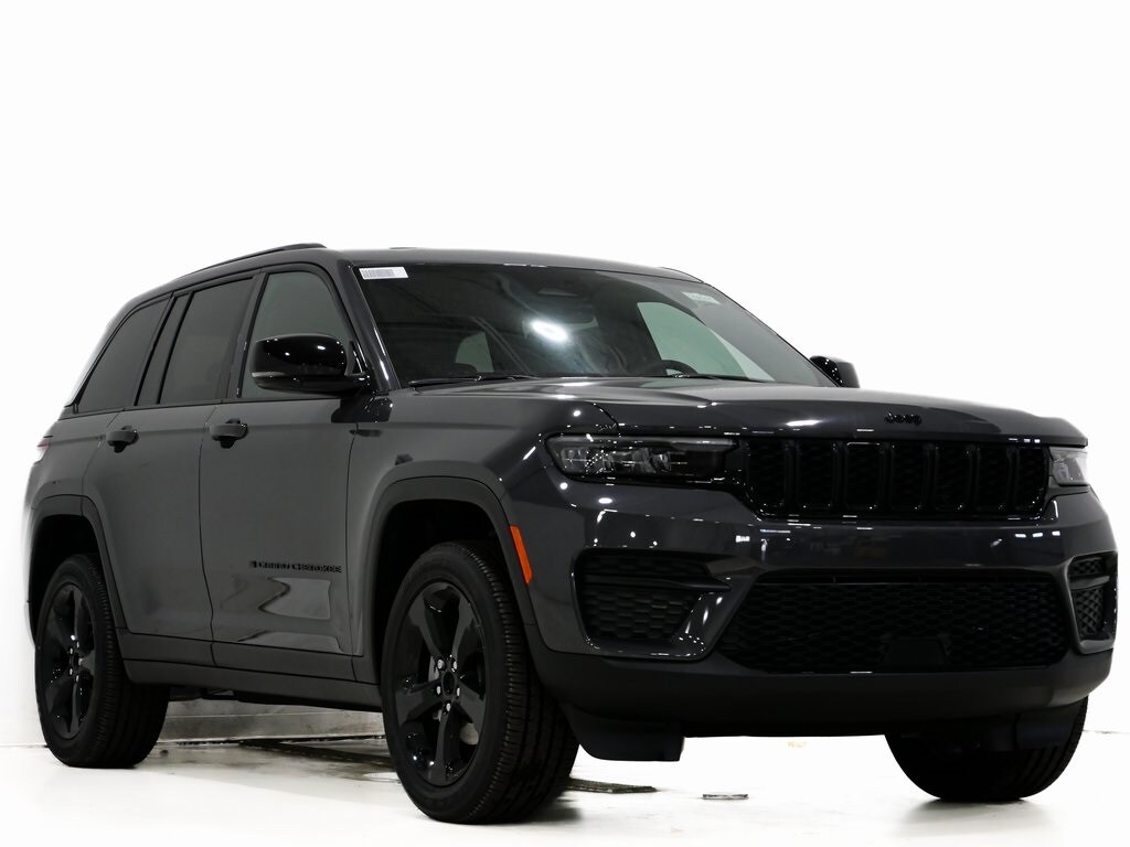 New 2025 Jeep Grand Cherokee ALTITUDE X 4X4 Sport Utility