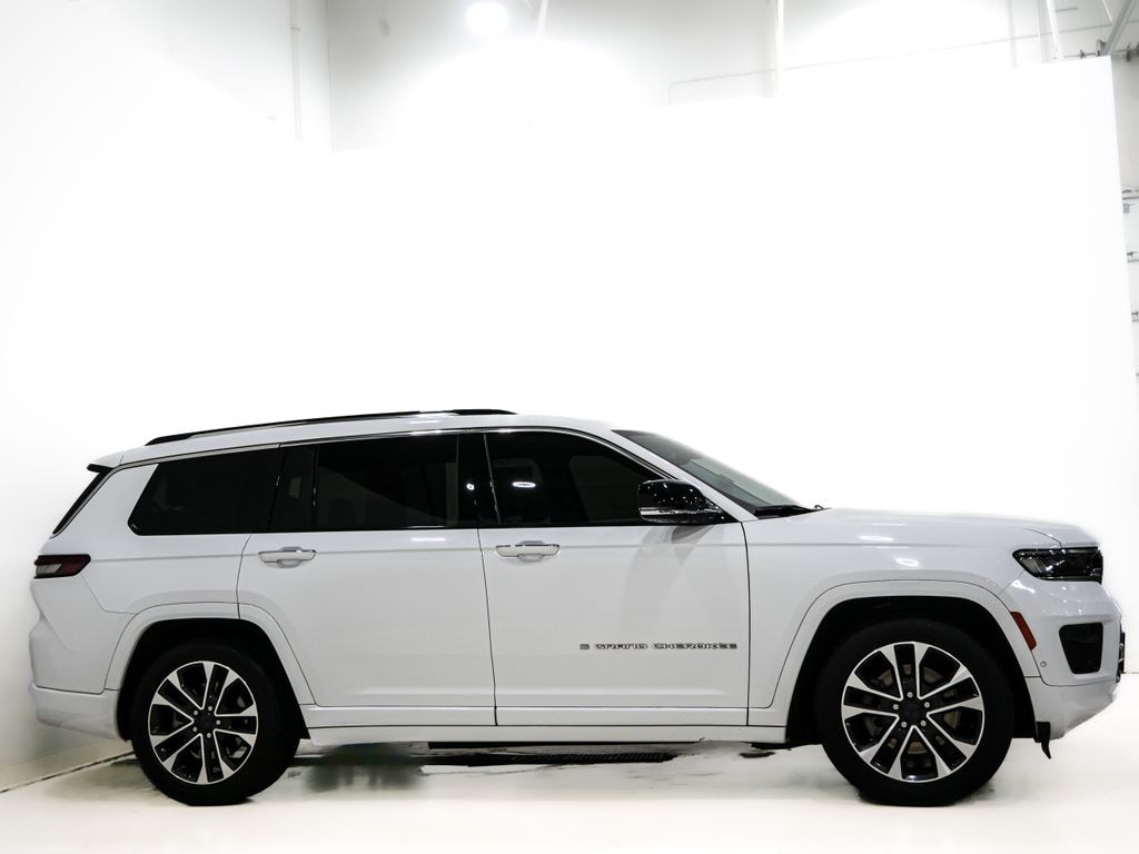 Used 2022 Jeep Grand Cherokee L Overland SUV