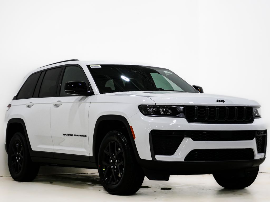 2026 Jeep Grand Cherokee Laredo Altitude 4x4's photo