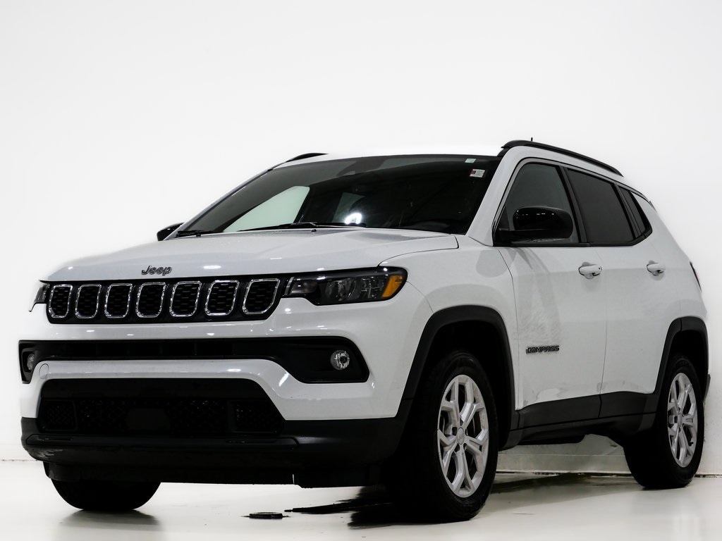 Used 2024 Jeep Compass Latitude SUV