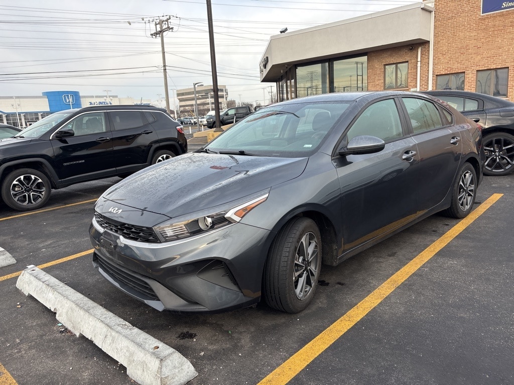 2023 Kia Forte LXS's photo