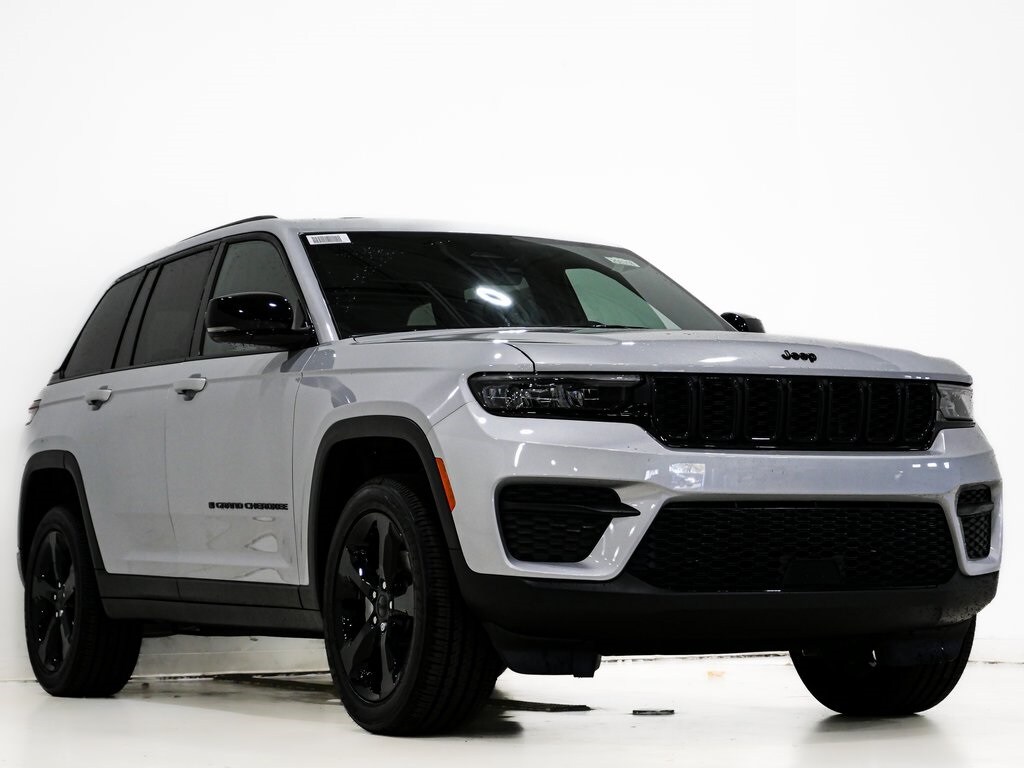 New 2025 Jeep Grand Cherokee ALTITUDE X 4X4 Sport Utility