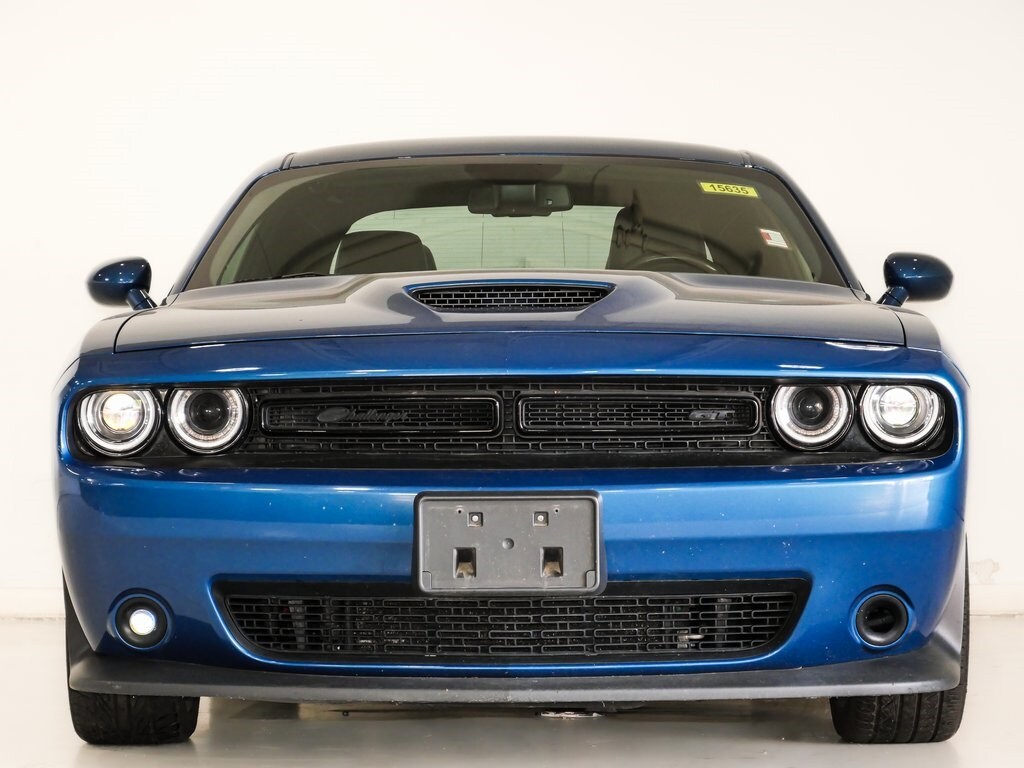 2022 Dodge Challenger GT Plus photo 2