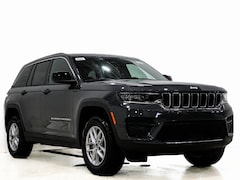 2025 Jeep Grand Cherokee LAREDO X 4X4 Sport Utility