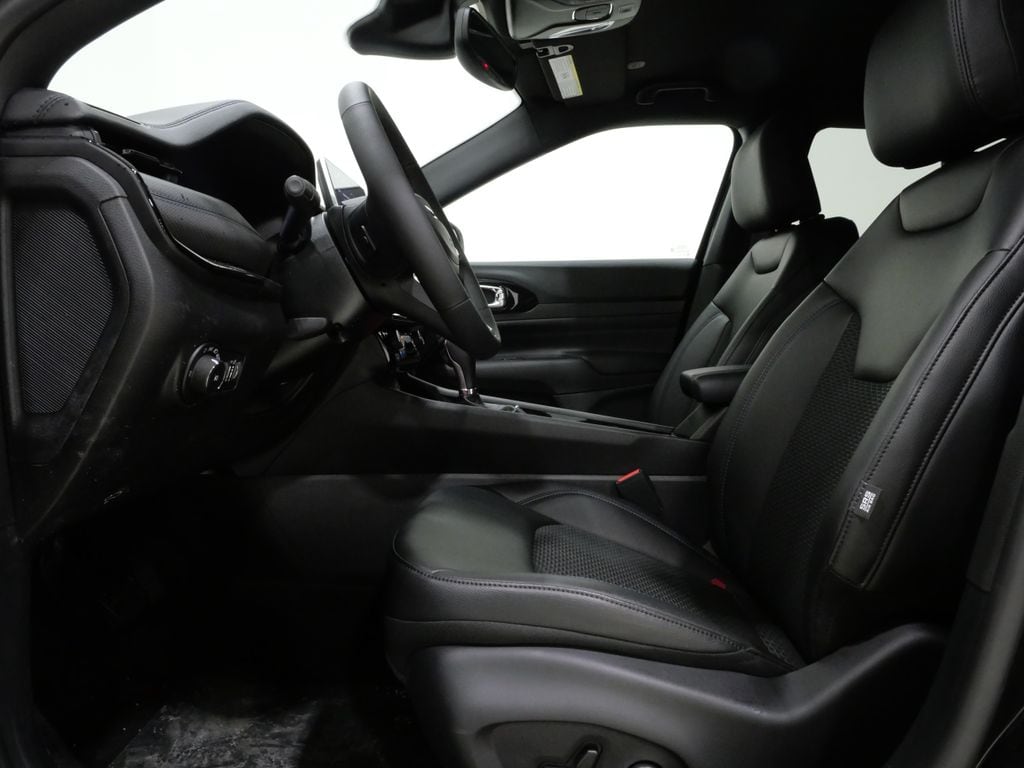 2026 Jeep Compass Latitude Altitude - Photo 12