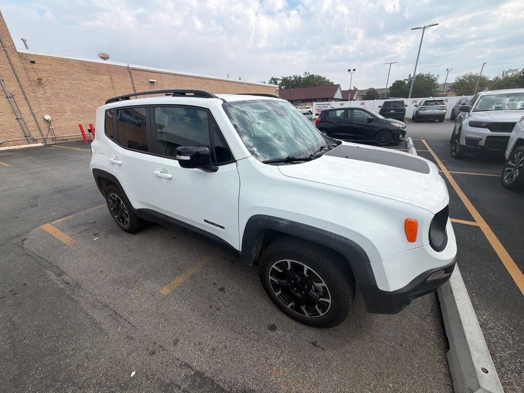 Used 2023 Jeep Renegade Latitude SUV