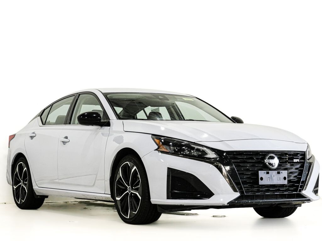 Used 2024 Nissan Altima 2.5 SR Sedan