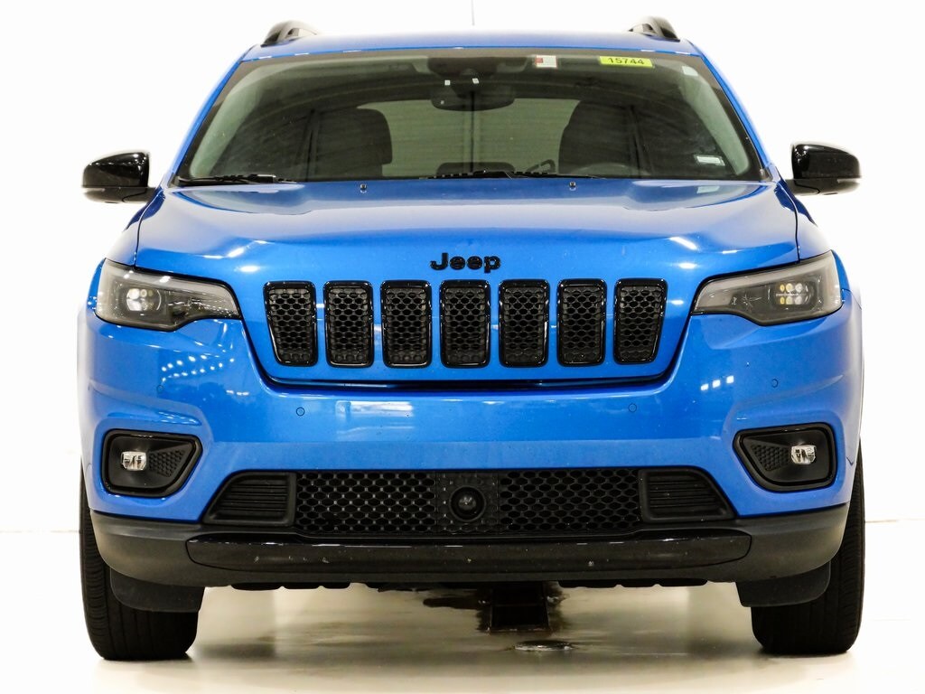 Used 2023 Jeep Cherokee Altitude SUV