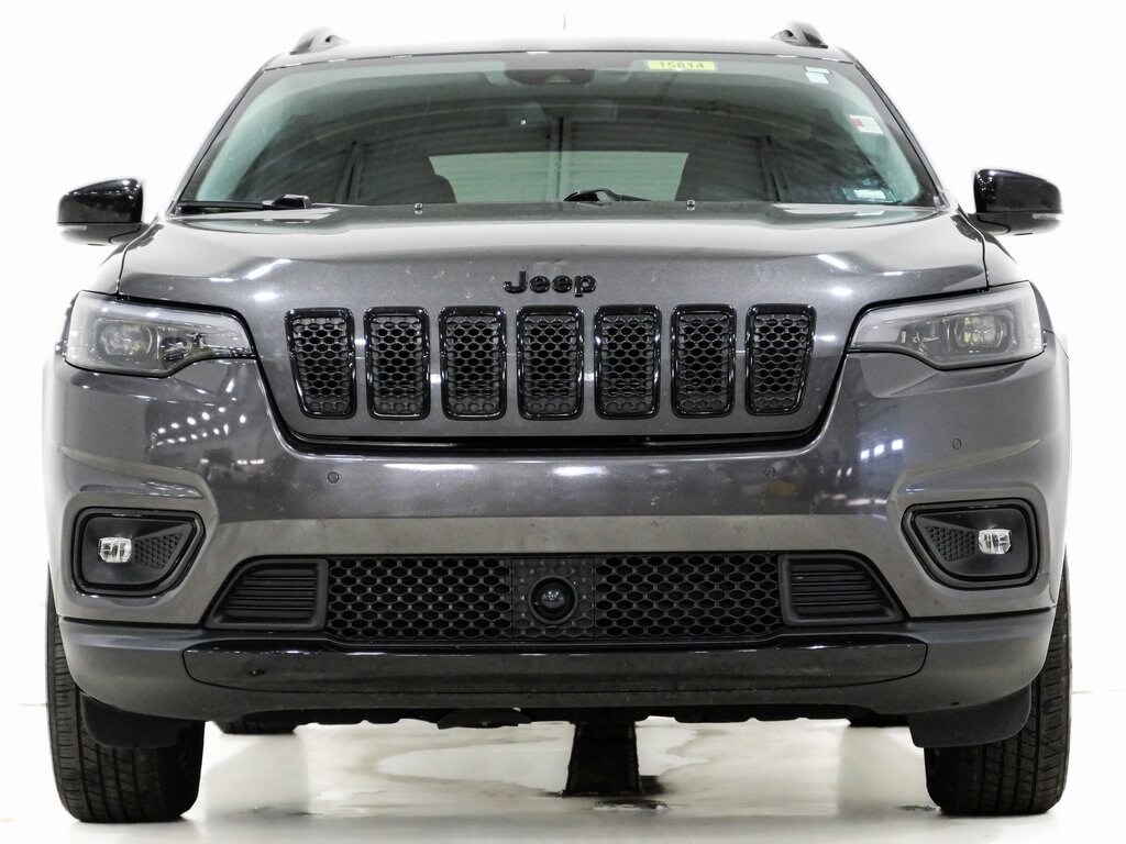 2023 Jeep Cherokee Altitude photo 2