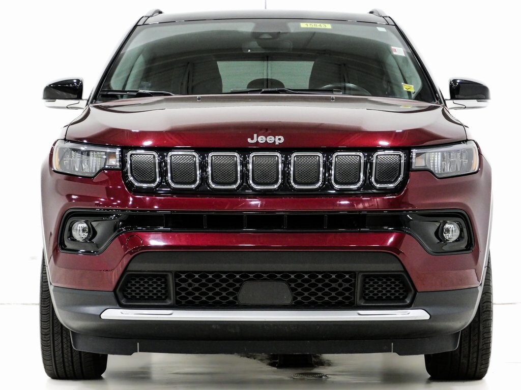 2022 Jeep Compass Limited photo 2