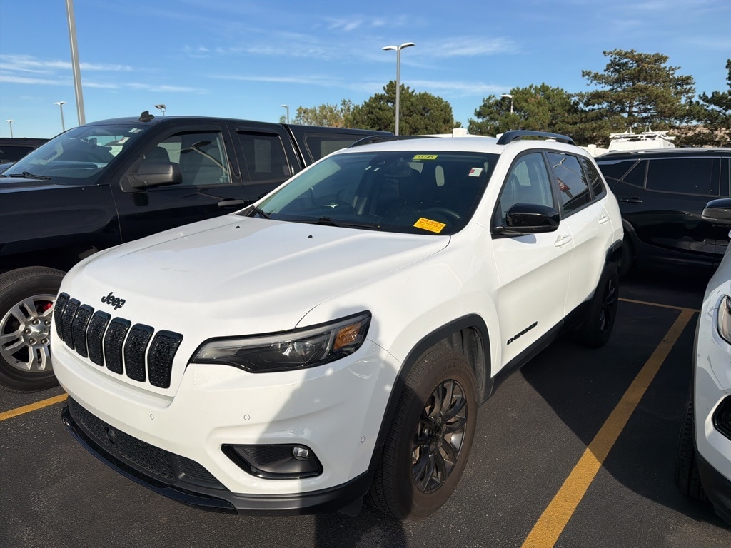 2023 Jeep Cherokee Altitude Lux