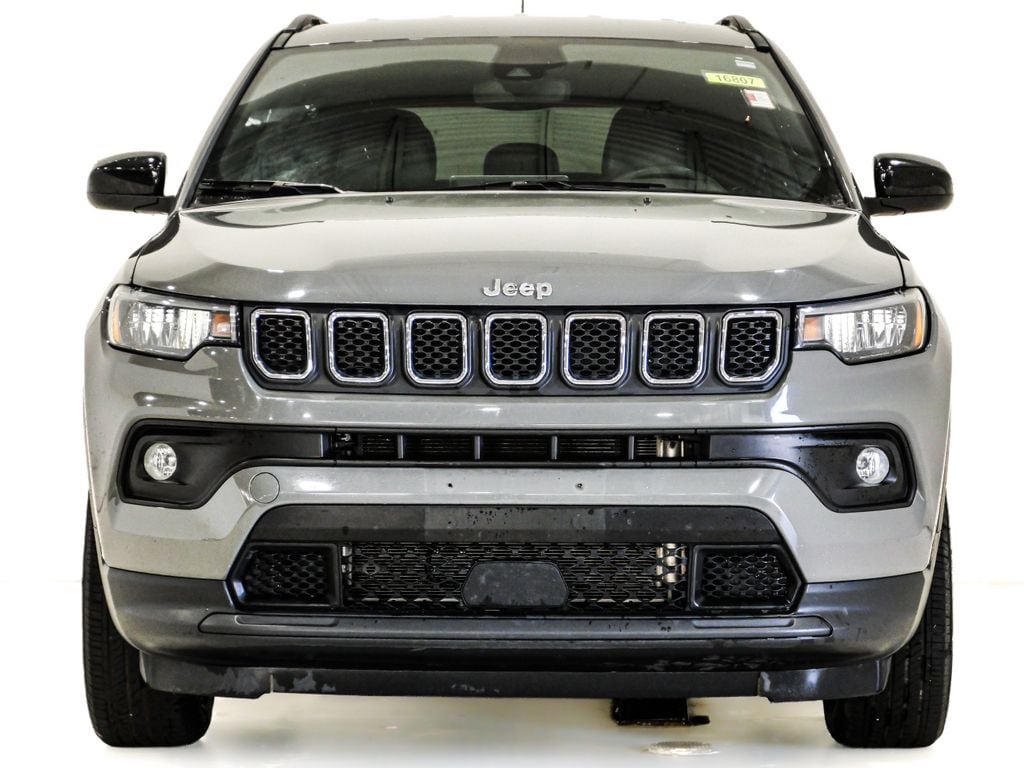 Used 2024 Jeep Compass Latitude SUV