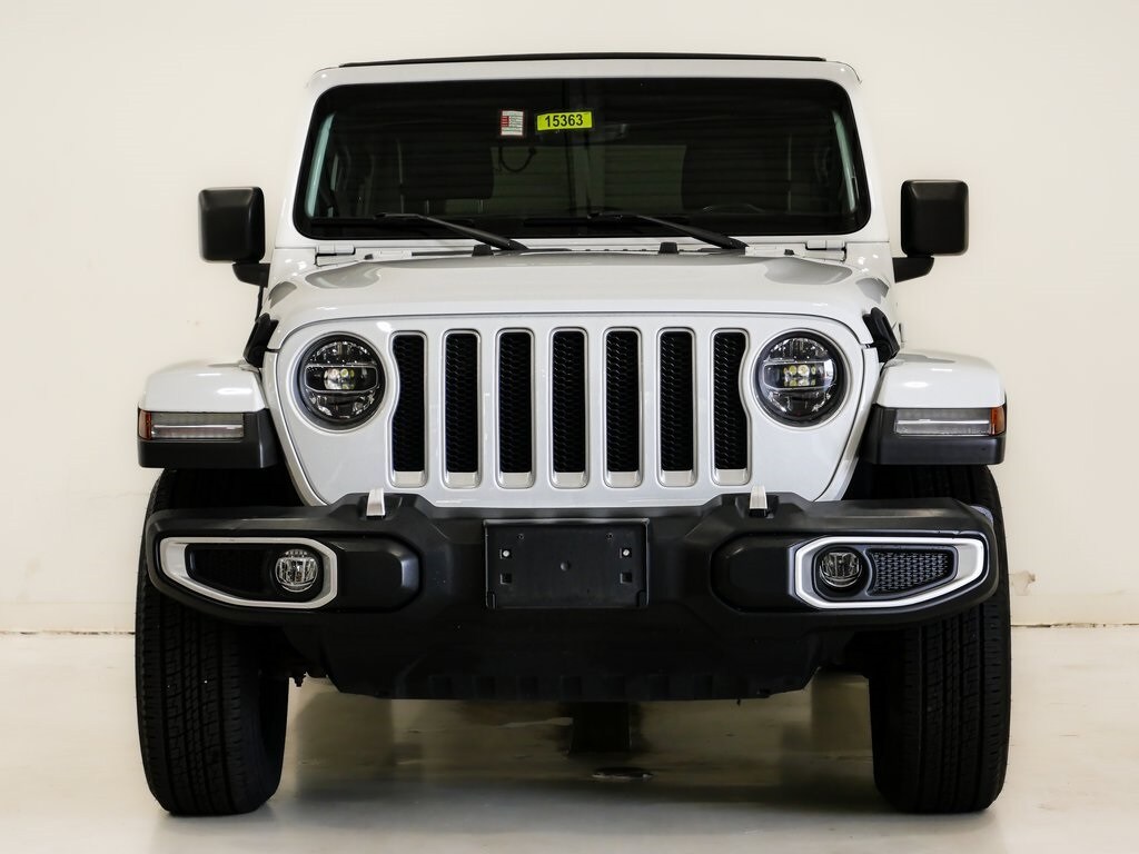 2021 Jeep Wrangler Unlimited Sahara photo 2