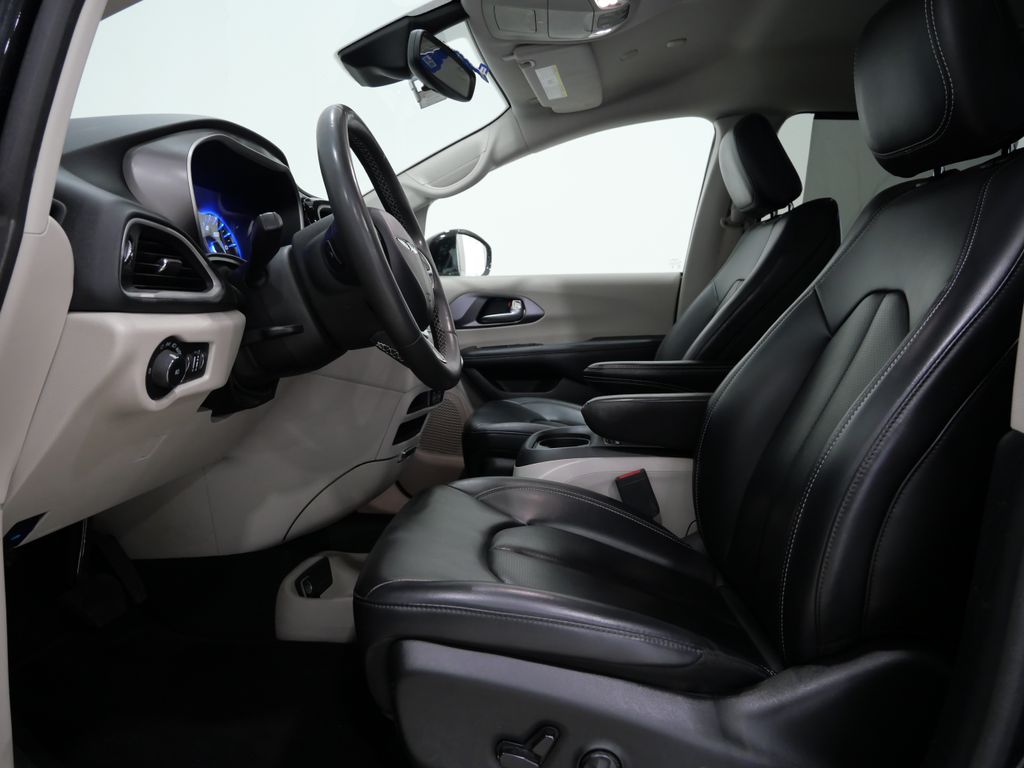 Photo 12