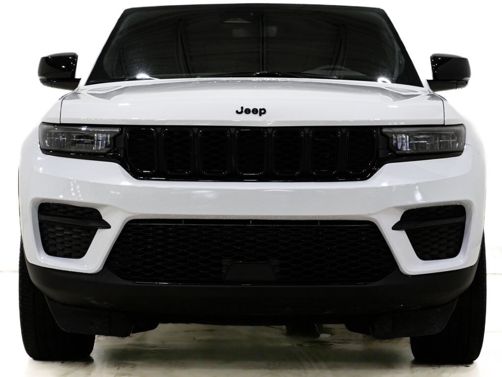 Used 2024 Jeep Grand Cherokee Altitude X SUV