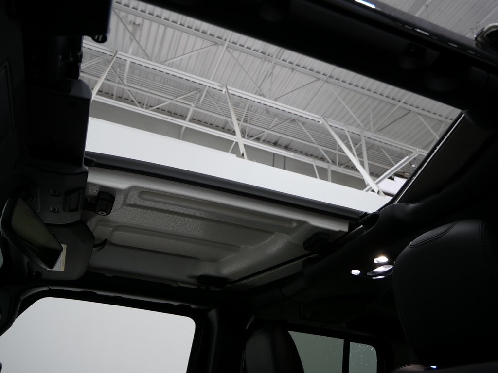 Used 2022 Jeep Wrangler Unlimited Sahara SUV