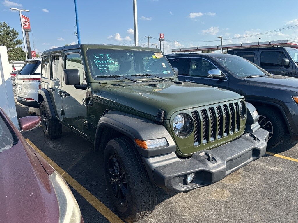 2021 Jeep Wrangler Unlimited Sport Altitude photo 3