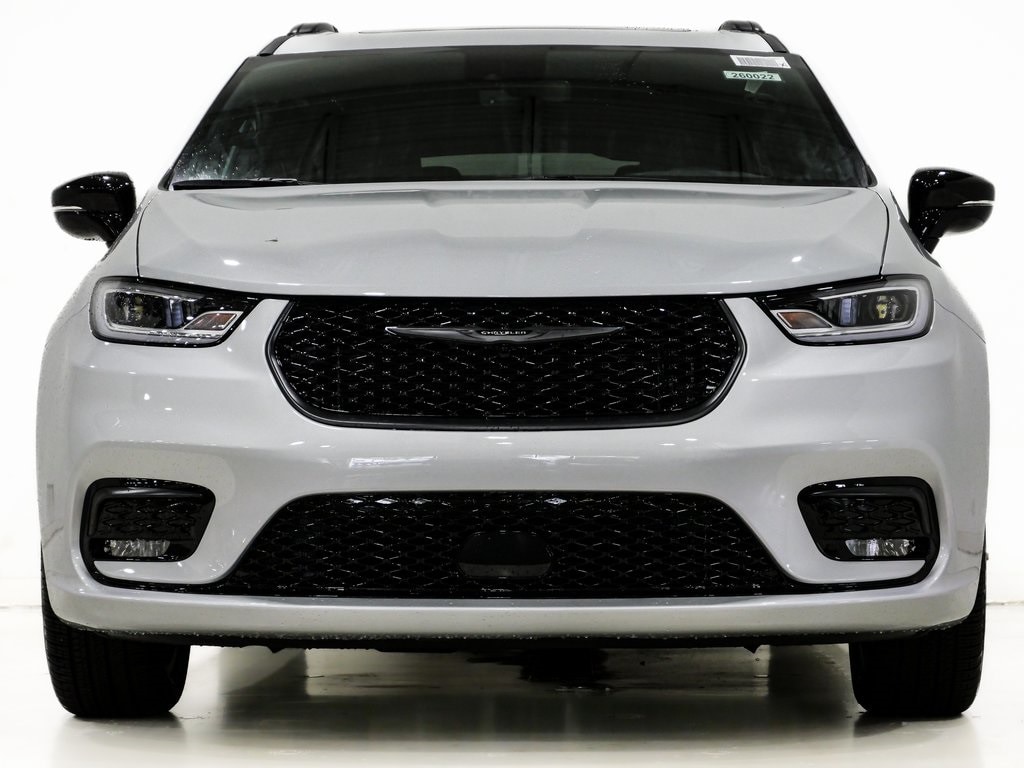 New 2026 Chrysler Pacifica SELECT Passenger Van